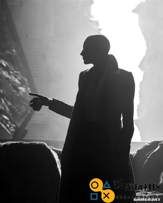 《死侍与金刚狼》导演首次曝光艾玛·科林女魔头角色的试妆照引发热议