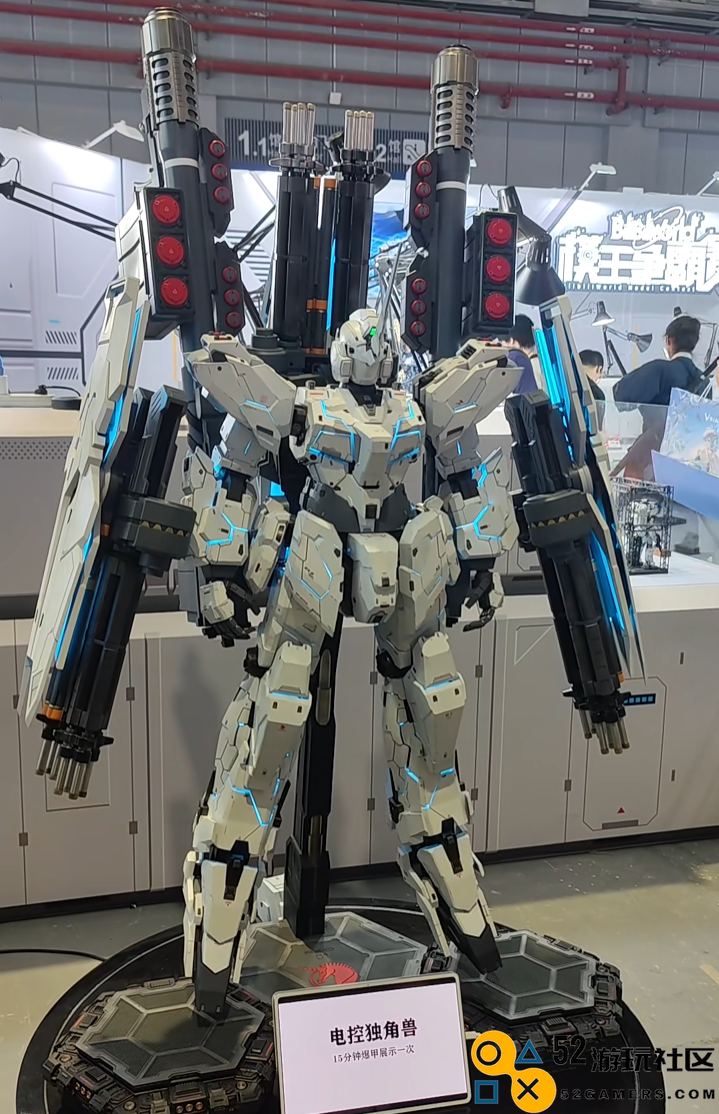 当众脱翔，直接上嘴，这届BW现场太抽象了