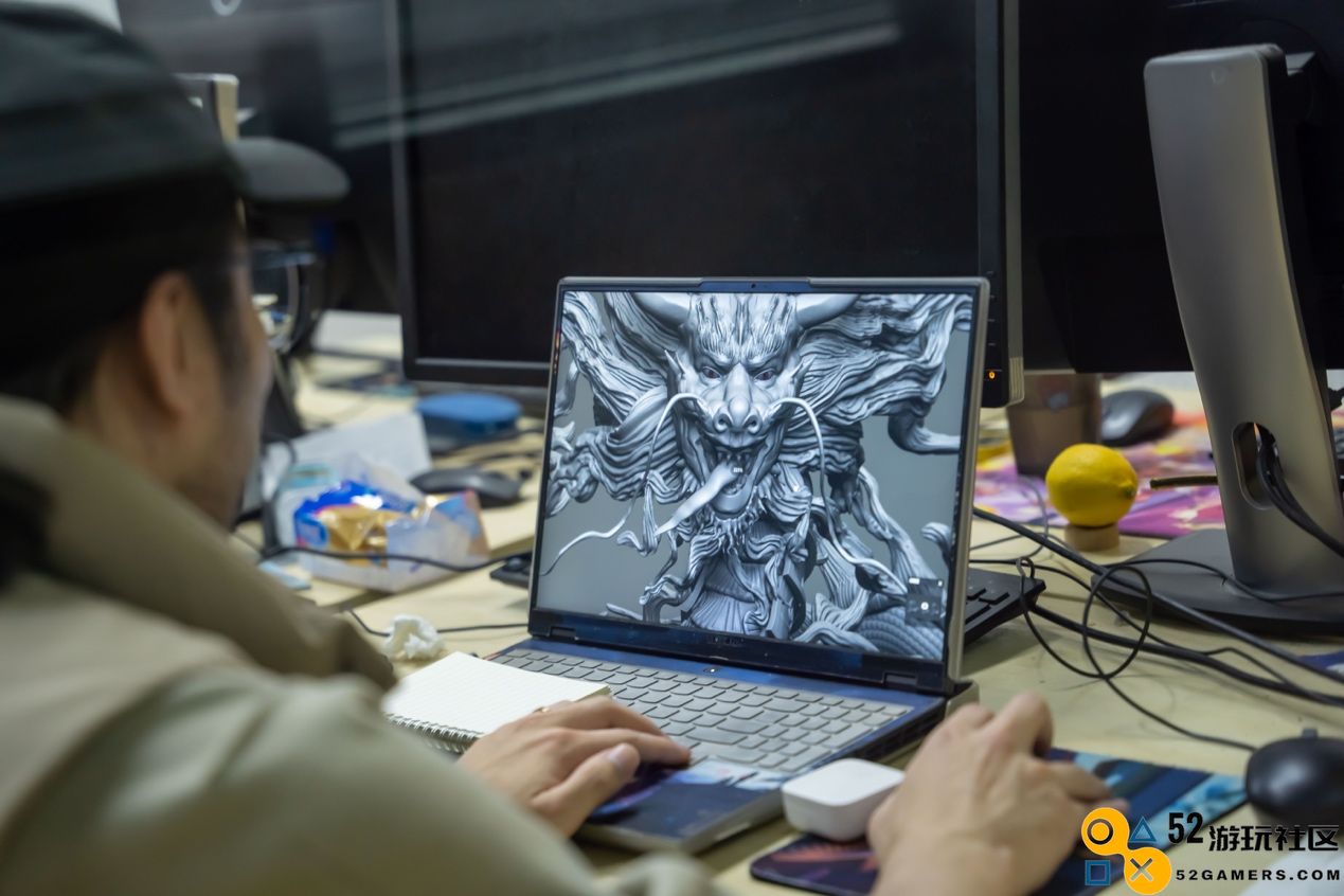 携手黄淮学院和电子科技大学维塔士开启校企合作新篇章
