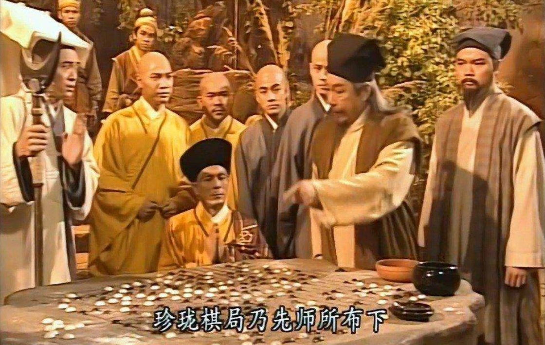 如果《天龙八部》里乔峰破了珍珑棋局，武功会不会比扫地僧还强？
