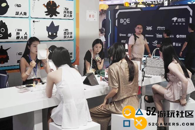 这家名叫盼之的厂商，可能是CJ上最能整活的展台