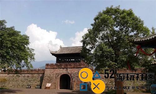 卧龙吟（游戏中的历险之旅，探秘神秘古城的神奇经历）