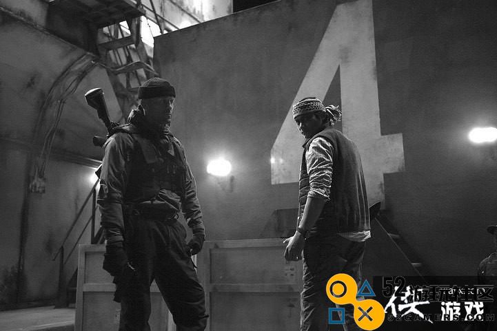动作大片《敢死队4》新片场照杰森斯坦森和托尼贾出击