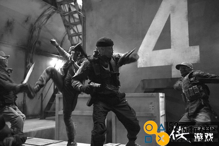 动作大片《敢死队4》新片场照杰森斯坦森和托尼贾出击