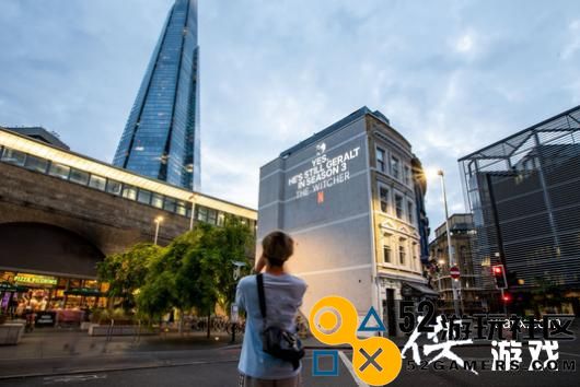 卡维尔离开《巫师》剧组官方提醒：第三季他还在！