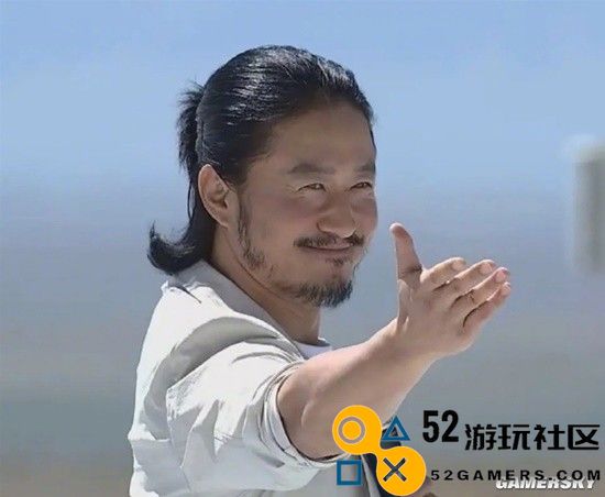 吴京最新活动照爆改腾格尔：为《镖人》蓄发蓄须