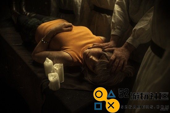 COSPLAY欣赏：俄妹COS《生化4RE》阿什莉被邪教徒俘获，任其随意摆布的精彩瞬间