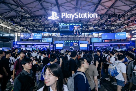 PS中国首度展示CJ2024精彩现场返图：《影之刃零》《无限暖暖》等热门游戏一览