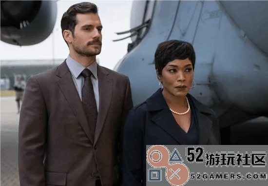 “大超”亨利·卡维尔曝光《死侍与金刚狼》剧照再次调侃自己的“胡子”梗引发热议