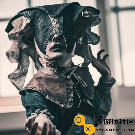 《博德之门3》惊艳修女COS细节完美复刻半边面容依旧魅力四射