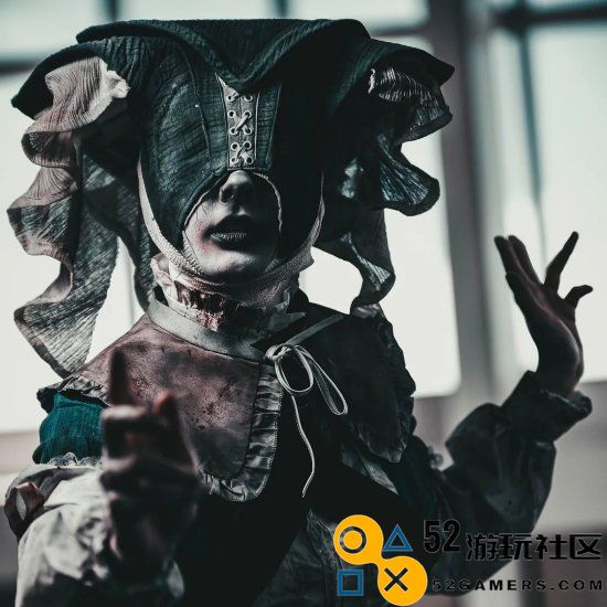 《博德之门3》惊艳修女COS细节完美复刻半边面容依旧魅力四射