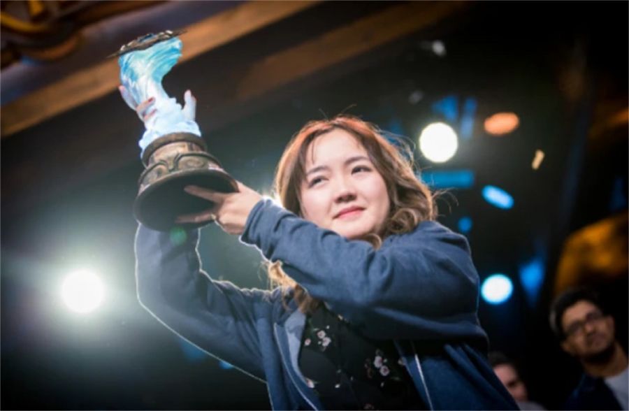 小红书举办金铲铲女子赛的原因与意义分析