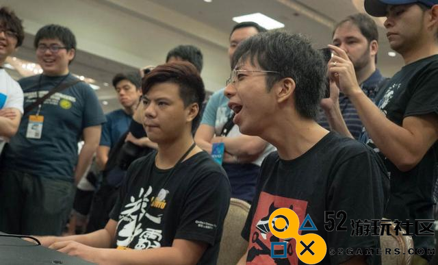 小孩曾卓君夺得《街霸6》世界冠军，立志为中国格斗电竞注入新活力