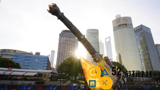 国服《魔兽》重铸血吼亮相上海外滩！打卡可领取周边