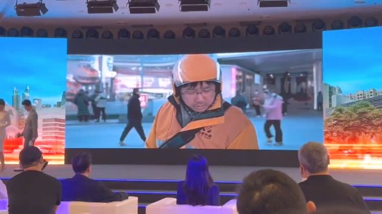 徐峥新片演外卖小哥！《逆行人生》曝光特别短片