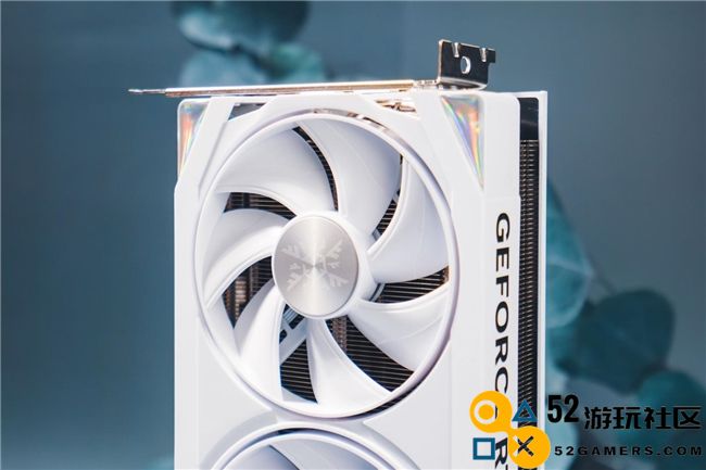 开启DLSS 4 步入4K游戏新门槛，耕升 GeForce RTX 5070 踏雪 OC 灵动来袭！