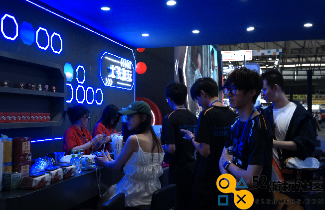 这家名叫盼之的厂商，可能是CJ上最能整活的展台