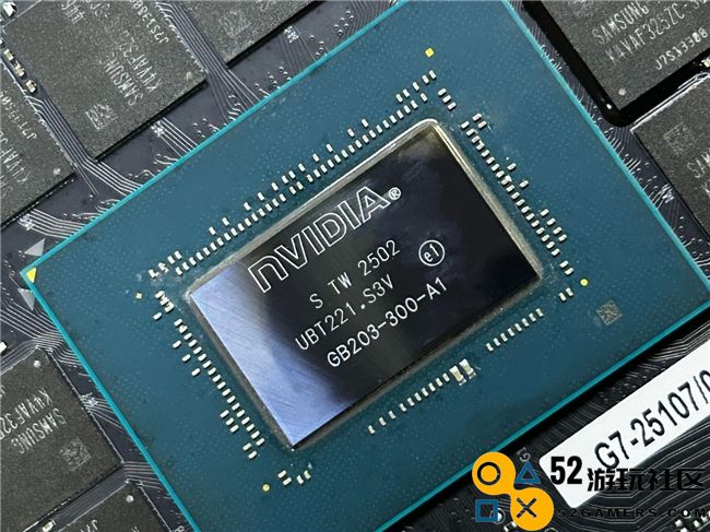 炫酷来袭，耕升 GeForce RTX 5070 Ti 炫光·超 OC带来超高性能