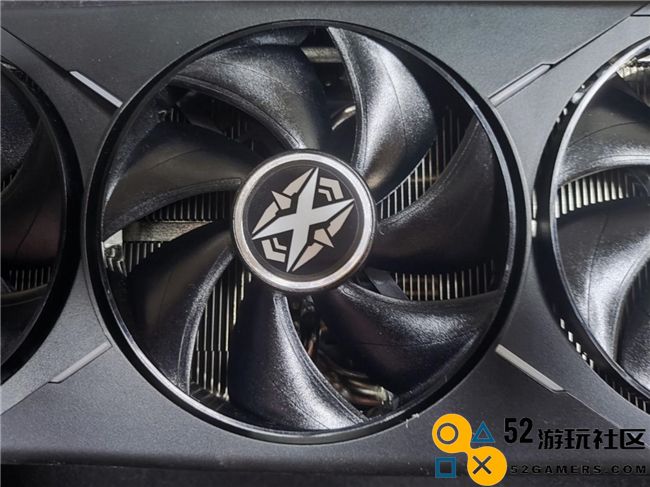 炫酷来袭，耕升 GeForce RTX 5070 Ti 炫光·超 OC带来超高性能
