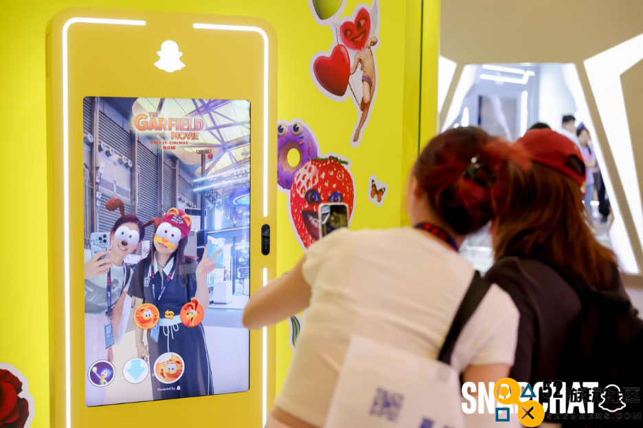 坐拥8亿全球用户 Snapchat带着超大AR魔镜空降ChinaJoy
