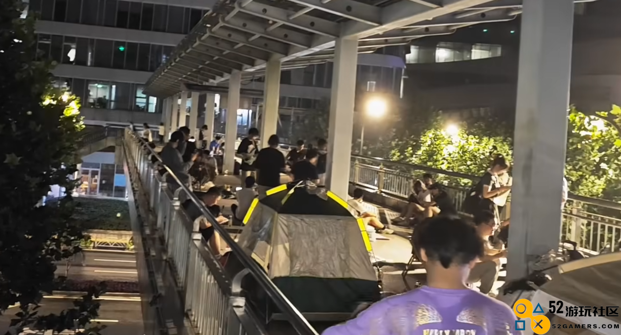 当众脱翔，直接上嘴，这届BW现场太抽象了