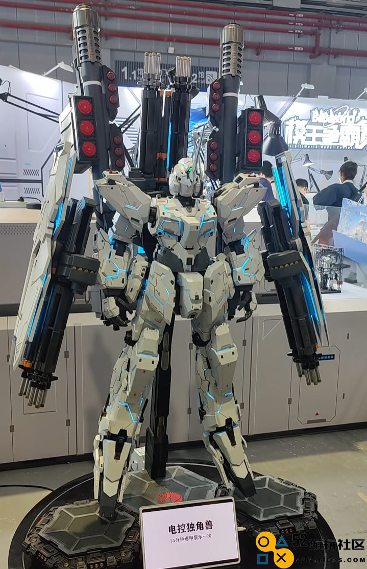 当众脱翔，直接上嘴，这届BW现场太抽象了