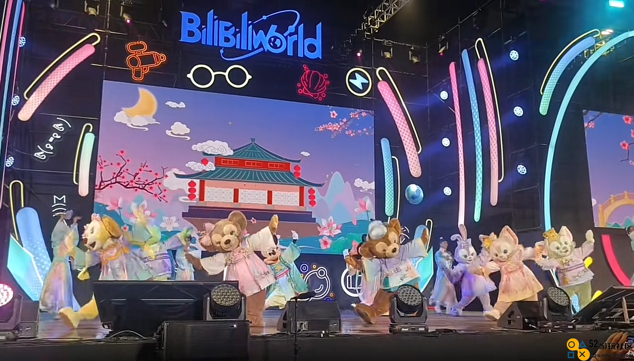 当众脱翔，直接上嘴，这届BW现场太抽象了