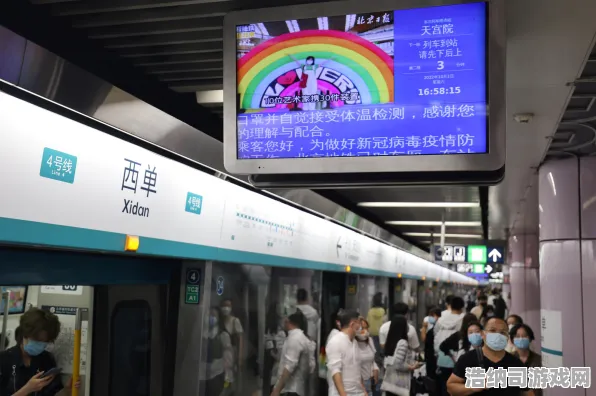 ▶紧急！微信小游戏登录福利大放送，限时攻略助你领爆奖励！手把手教你薅秃策划羊毛，错过今天再等一年！