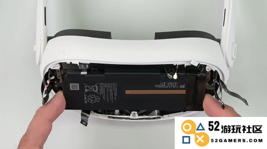 iFixit 深度拆解 Quest 3：电池在设备内部占据了相当重要的空间